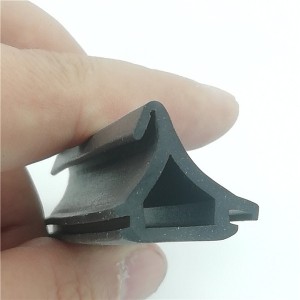 Rubber seal strip for door and window
