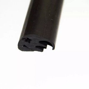 Rubber seal strip for door and window