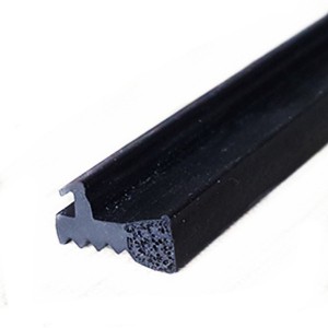 Rubber seal strip for door and window