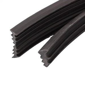 Rubber seal strip for door and window