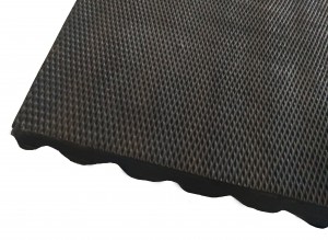 DM4006–Small Diamond cow matting