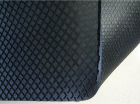 DM4008–4mm small square cow rubber mat